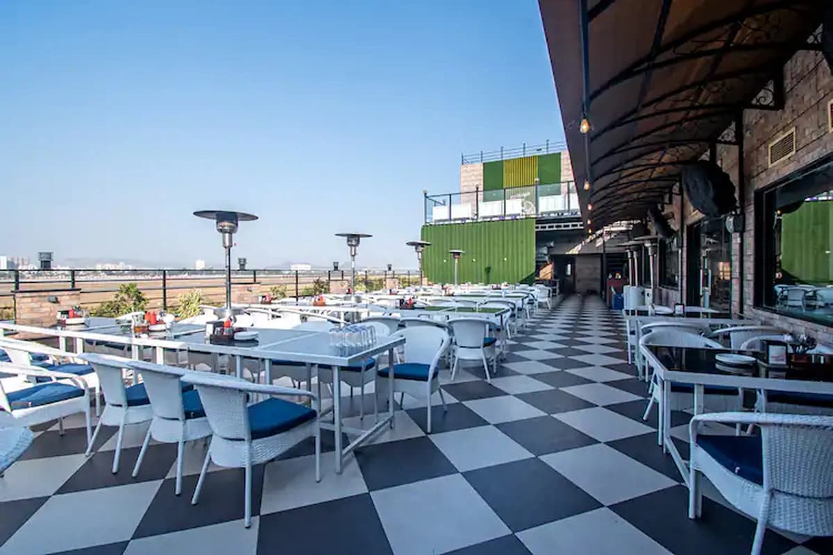 Cheelgadi dining and service excellence