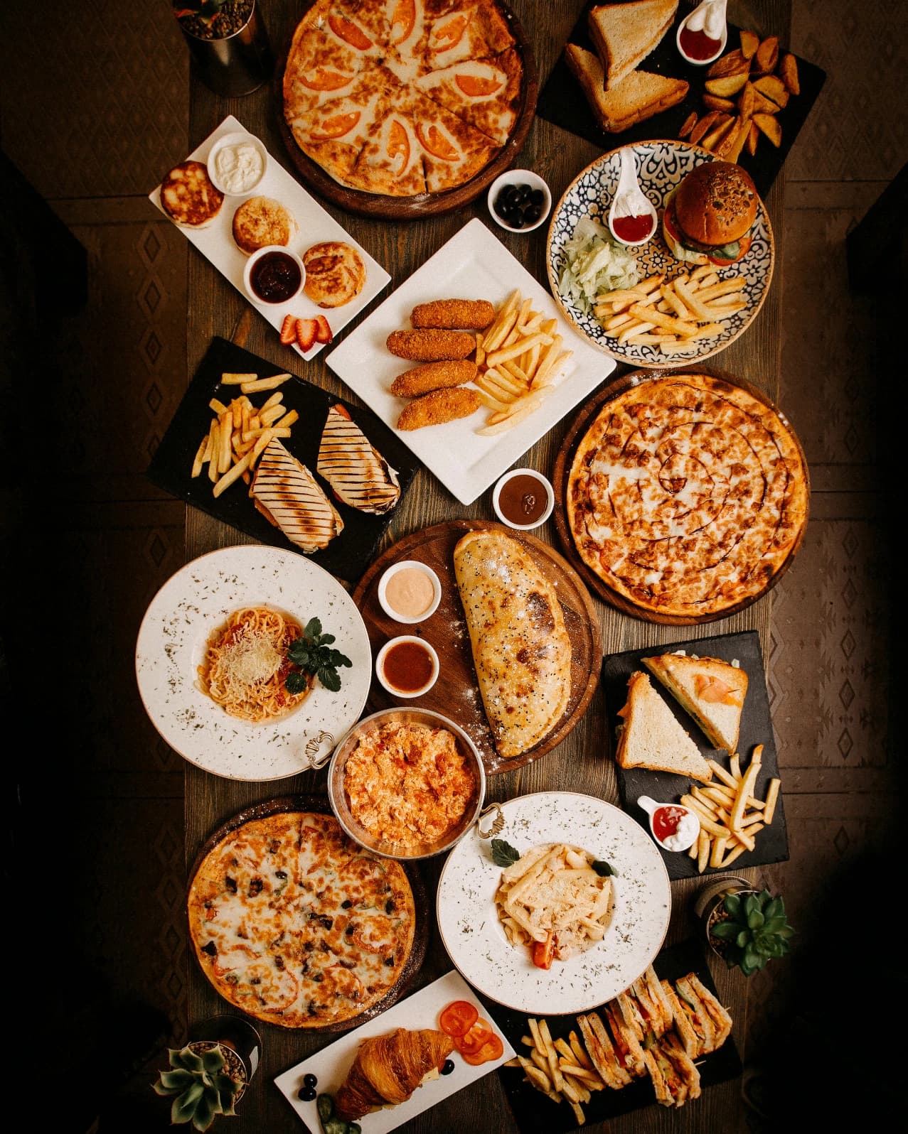 Cheelgadi vegetarian restaurant menu showcase in Jaipur
